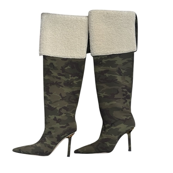 Good American Women's Green Camouflage Faux Sherpa Lined Stiletto Boots Size 9.5